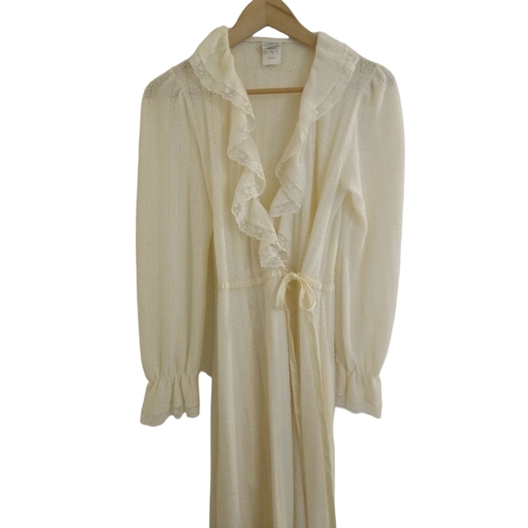 Vtg Lace Peignoir Dressing Gown - Picture 8 of 15